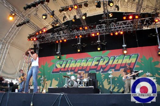 Joy Denalane (D) 21. Summer Jam, Fuehlinger See Koeln - Red Stage 16. Juli 2006 (17).jpg